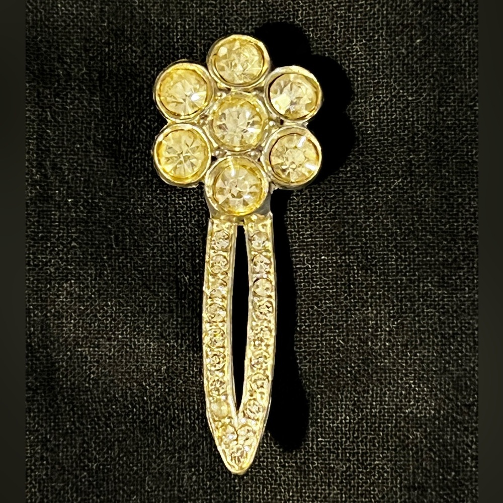 Vintage Rhinestone Brooch - Picture 3 of 10